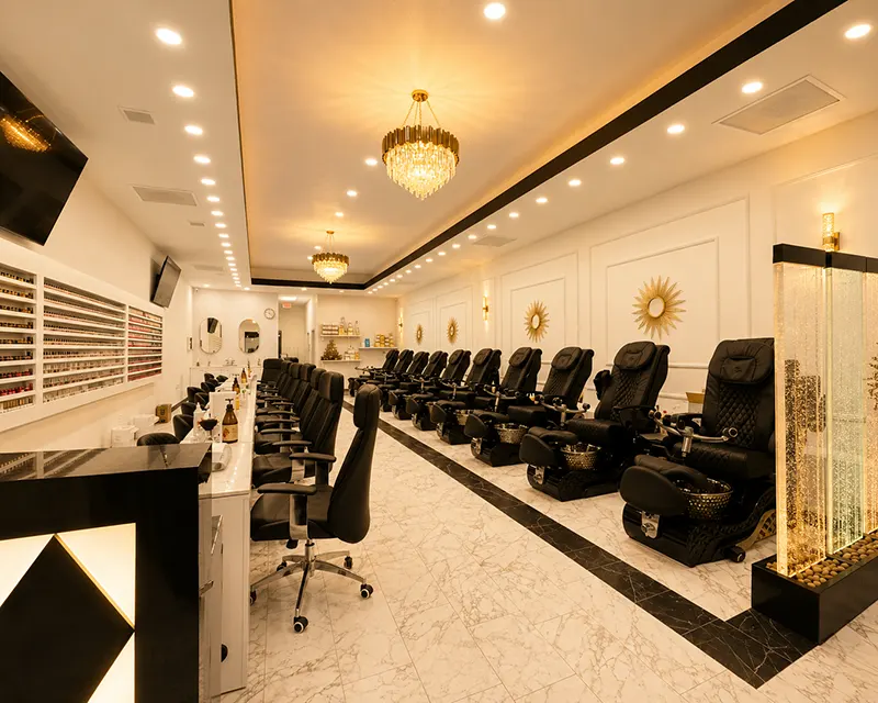 Glossy Nails Spa Interior